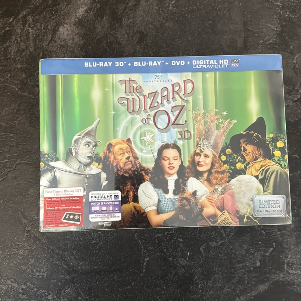 Wizard of Oz Gift Set - BRAND NEW - FREE SHIPPING!